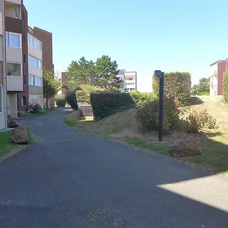 Lägenhet Plein Sud-18 By Interhome