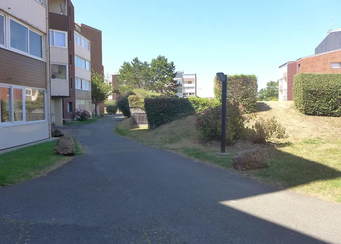 Lägenhet Plein Sud-18 By Interhome