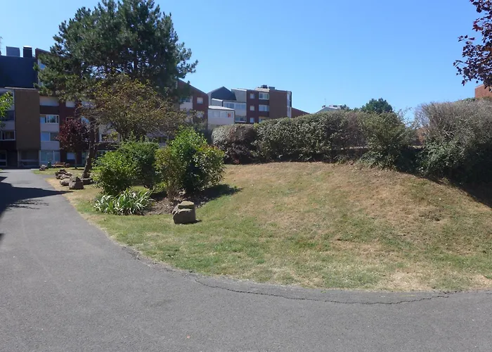 Lägenhet Plein Sud-18 By Interhome Cabourg