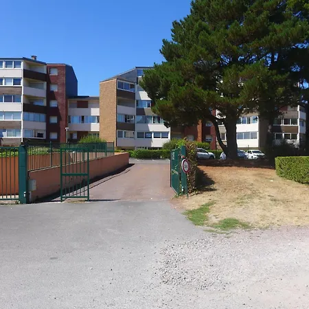 Apartment Plein Sud-18 By Interhome Cabourg