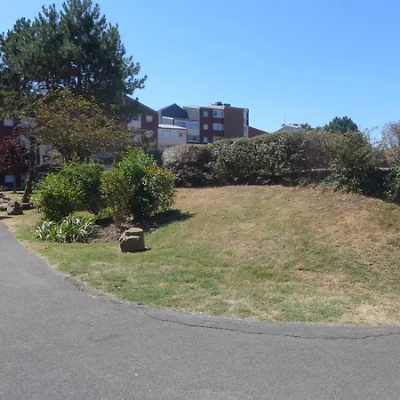 Appartement Plein Sud-18 By Interhome Cabourg